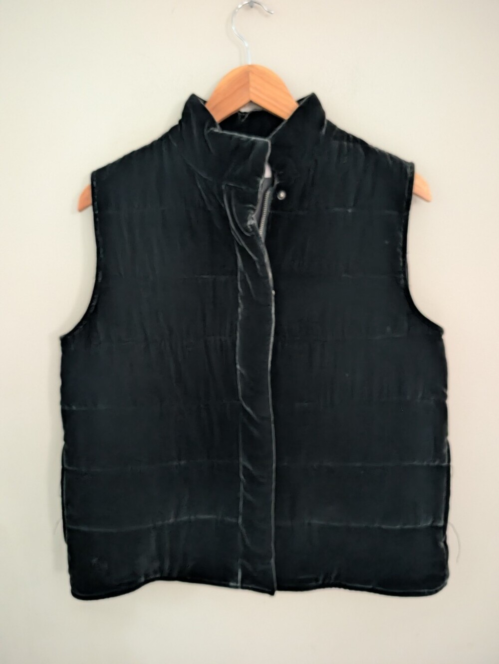 Kate Hill Silk Velvet Quilted Dark Olive Vest Size 4